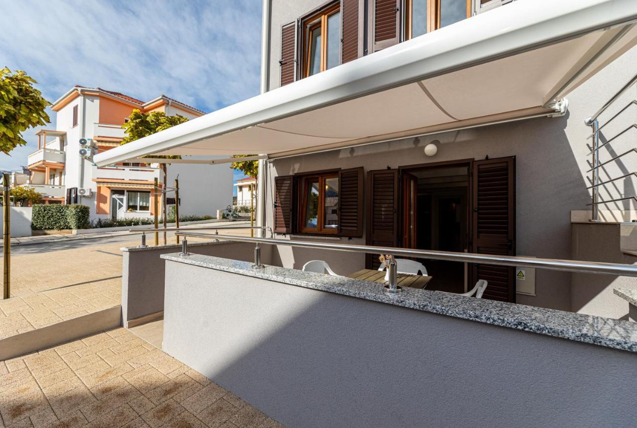 Apartments Crnekovic III Baška Eksteriør bilde