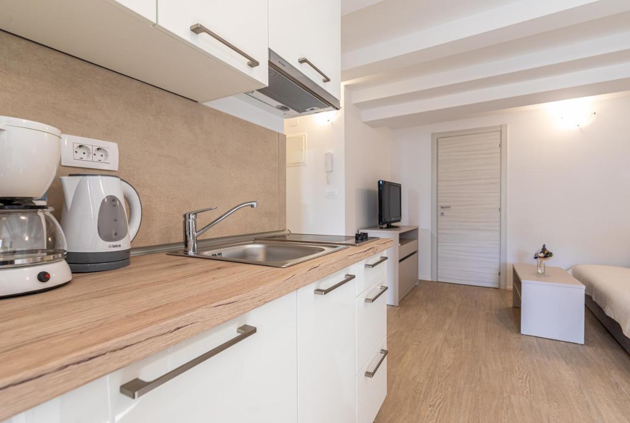 Apartments Crnekovic III Baška Eksteriør bilde