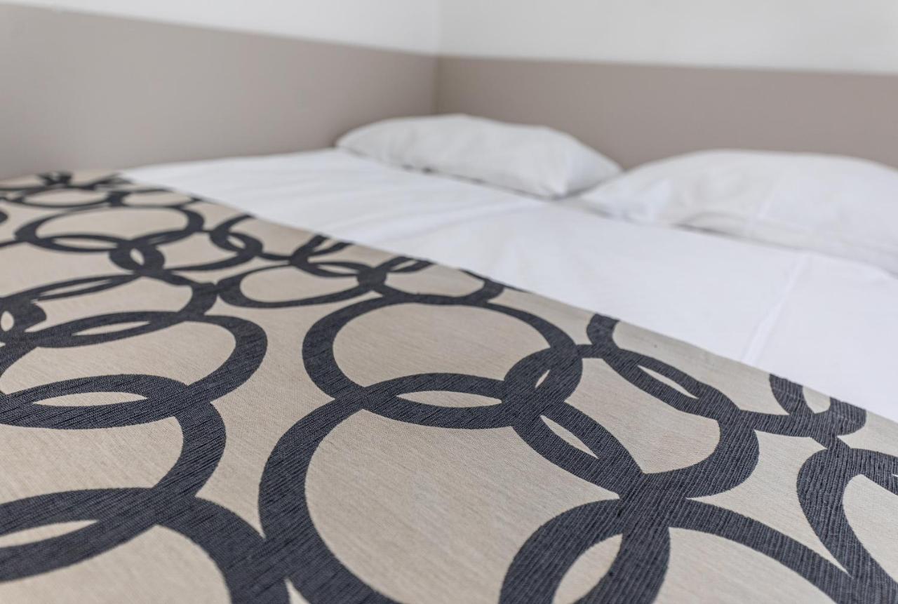 Apartments Crnekovic III Baška Eksteriør bilde