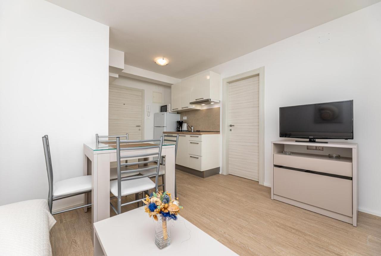 Apartments Crnekovic III Baška Eksteriør bilde