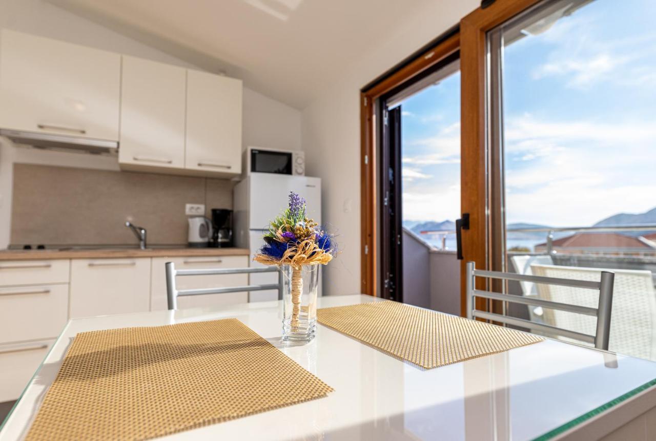 Apartments Crnekovic III Baška Eksteriør bilde