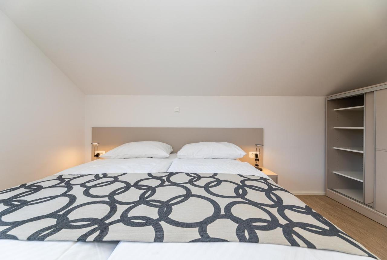 Apartments Crnekovic III Baška Eksteriør bilde