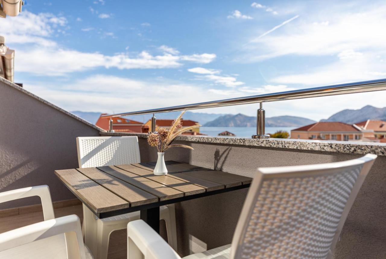 Apartments Crnekovic III Baška Eksteriør bilde